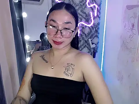 Snapshot of in_yourdreamstarxx chatting on 01.13.26 in yourdreamstarxx online show from 01.13.26