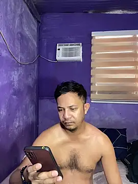 hotcumboi69 online show from 02.20.26