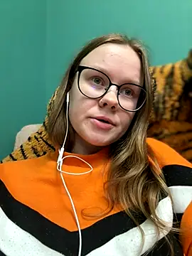  CherryBloom  online show from 10.07.25