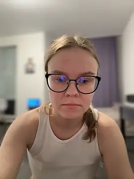  CherryBloom  online show from 10.25.25