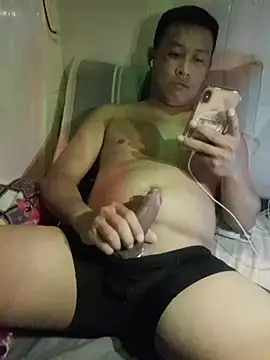 Snapshot of ducpham6565 chatting on 11.28.25 ducpham6565 online show from 11.28.25