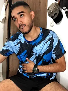 Snapshot of Rodneycot chatting on 10.05.25 Rodneycot online show from 10.05.25