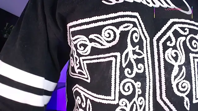 Ezra Storm online show from 02.12.26