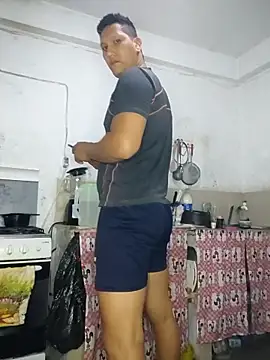 Snapshot of Tom_Hardy11 chatting on 02.19.26 Tom Hardy11 online show from 02.19.26