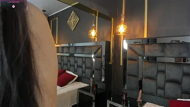 Snapshot of AndieJones_ chatting on 09.09.25 AndieJones online show from 09.09.25