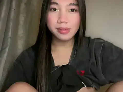 Snapshot of kat_mire chatting on 06.16.26 kat mire online show from 06.16.26