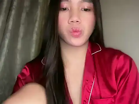 Snapshot of kat_mire chatting on 07.02.26 kat mire online show from 07.02.26
