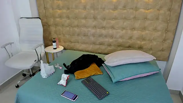 MiiaSmith   online show from 09.08.25