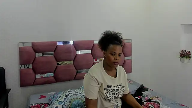 MiiaSmith   online show from 10.08.25