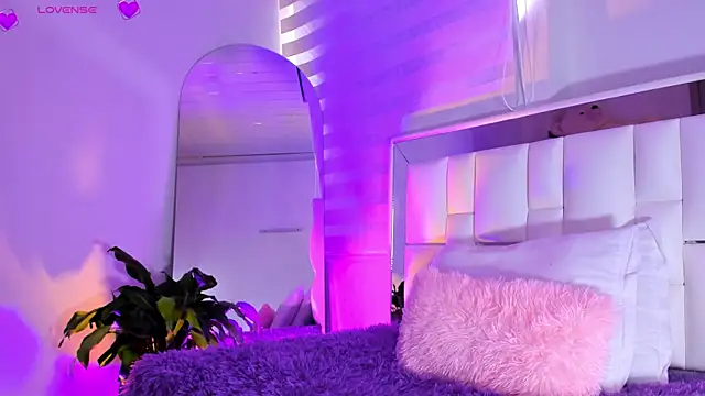 sara goddess01 online show from 09.19.25