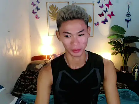 Snapshot of naughty_rence chatting on 07.19.26 naughty rence online show from 07.19.26