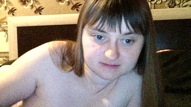 Snapshot of LuckyLust11 chatting on 10.03.25 LuckyLust11 online show from 10.03.25