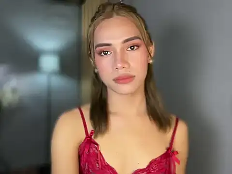 Lovelynikki03 online show from 06.05.26
