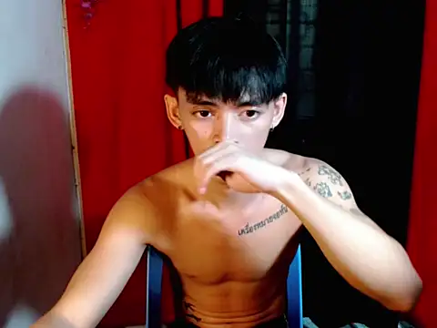 urhunky boy online show from 05.13.26