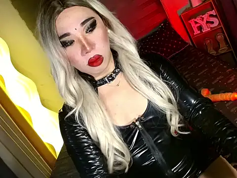 Snapshot of yan2xcumsalotxx chatting on 03.04.26 yan2xcumsalotxx online show from 03.04.26