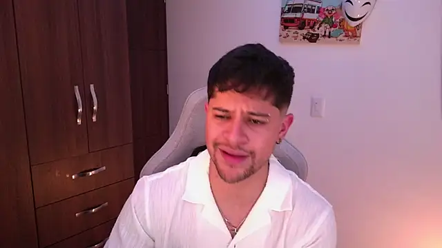 domsantiago  online show from 11.28.25