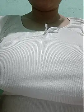 Shiny Babe online show from 06.16.26