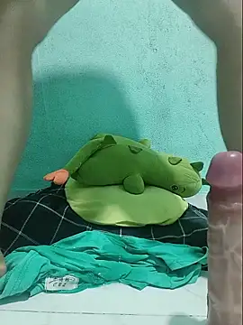 Shiny Babe online show from 06.30.26