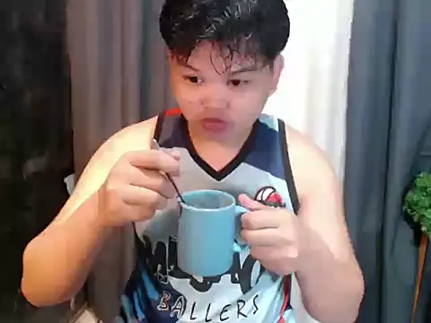 Reynelcock online show from 04.04.26