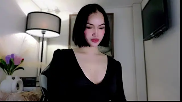 Snapshot of anna_lala7 chatting on 11.15.25 anna lala7 online show from 11.15.25