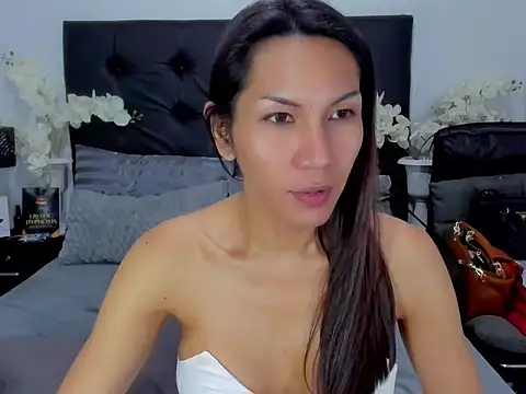 Snapshot of JadeScarlet_LoveLace chatting on 09.14.25 JadeScarlet LoveLace online show from 09.14.25