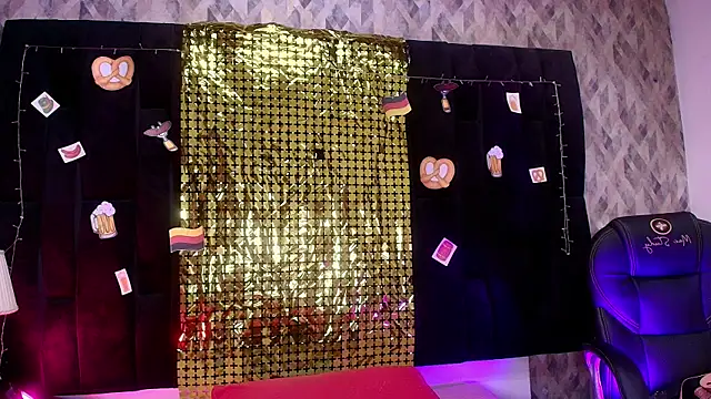 wensheng  online show from 09.18.25