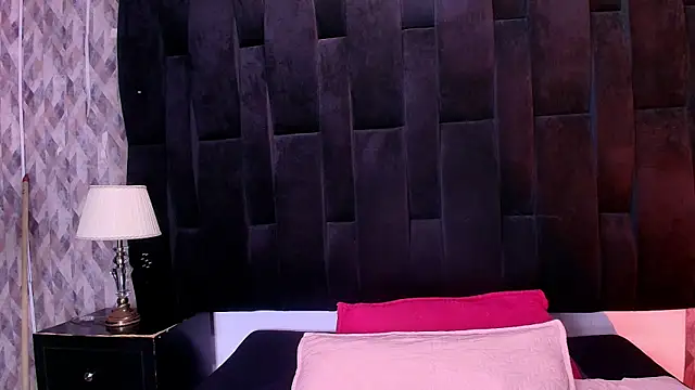 wensheng  online show from 10.04.25