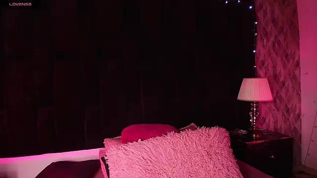 wensheng  online show from 11.07.25