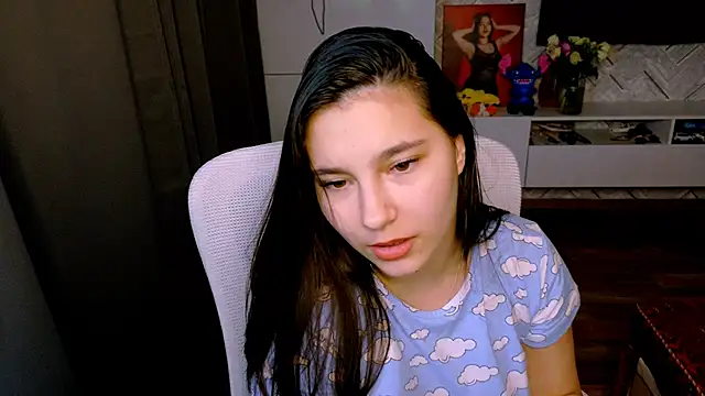 Arianna Grend online show from 11.20.25