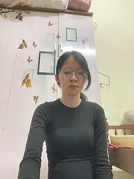 meomeo2k6 online show from 10.25.25