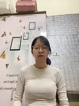 meomeo2k6 online show from 12.15.25