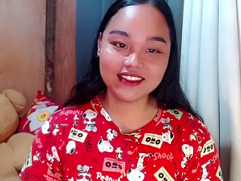  Lylia online show from 11.25.25