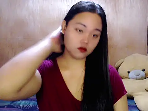  Lylia online show from 05.13.26