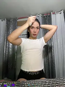 Snapshot of lucyshanex chatting on 02.04.26 lucyshanex online show from 02.04.26