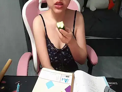 Snapshot of Ori-Yannie chatting on 02.05.26 Ori-Yannie online show from 02.05.26