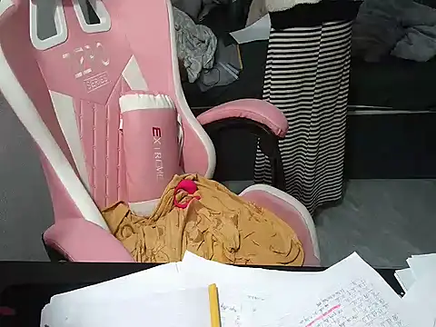 Snapshot of Ori-Yannie chatting on 02.13.26 Ori-Yannie online show from 02.13.26