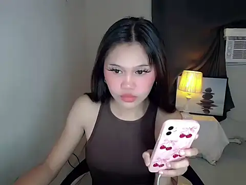 Filipina milker online show from 10.18.25