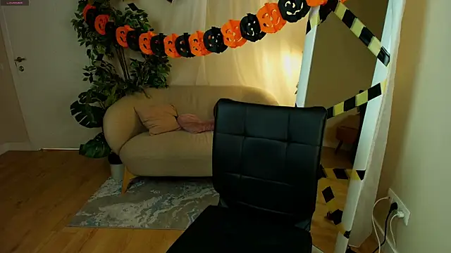 Mary Lane  online show from 10.23.25