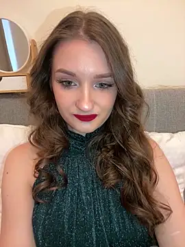 Snapshot of AdelinaEmber chatting on 10.10.25 AdelinaEmber online show from 10.10.25