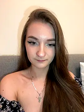 Snapshot of AdelinaEmber chatting on 11.27.25 AdelinaEmber online show from 11.27.25