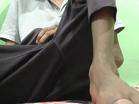 Snapshot of rockyy23boy chatting on 09.11.25 rockyy23boy online show from 09.11.25