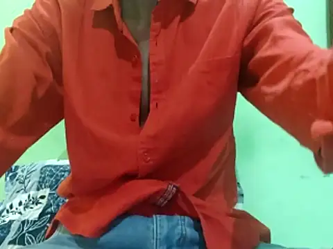 Snapshot of rockyy23boy chatting on 11.26.25 rockyy23boy online show from 11.26.25