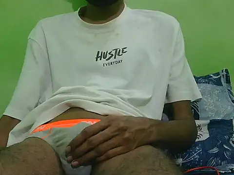 Snapshot of rockyy23boy chatting on 12.17.25 rockyy23boy online show from 12.17.25