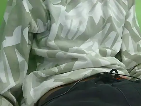 Snapshot of rockyy23boy chatting on 01.15.26 rockyy23boy online show from 01.15.26