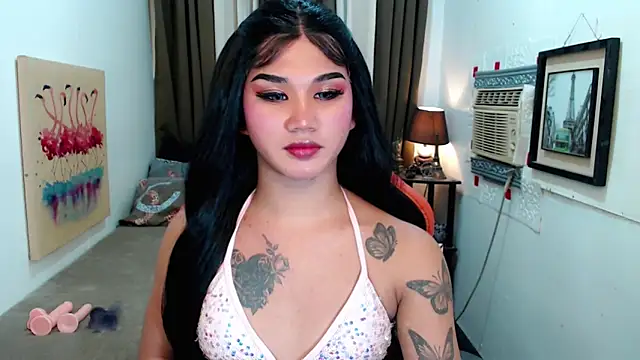 Snapshot of lil_fantacy chatting on 10.02.25 lil fantacy online show from 10.02.25