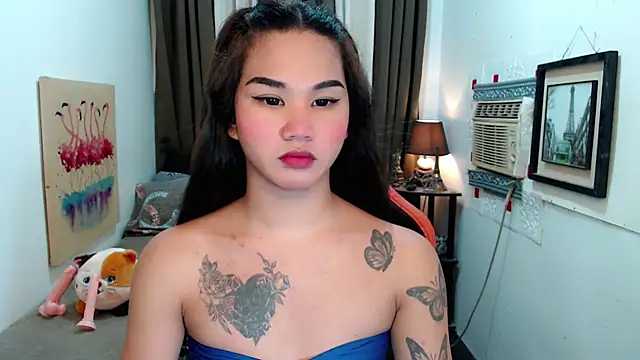 Snapshot of lil_fantacy chatting on 10.10.25 lil fantacy online show from 10.10.25