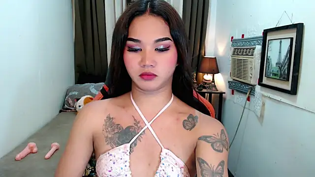 Snapshot of lil_fantacy chatting on 10.27.25 lil fantacy online show from 10.27.25