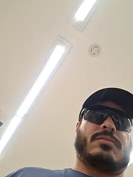 Snapshot of BathToys chatting on 09.29.25 BathToys online show from 09.29.25