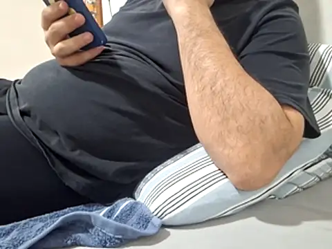 Snapshot of BathToys chatting on 01.07.26 BathToys online show from 01.07.26