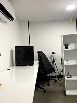 Snapshot of megan_bigboobs_ chatting on 10.16.25 megan bigboobs online show from 10.16.25